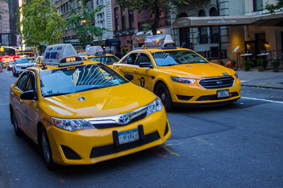 L’intégration des nouvelles technologies dans les sociétés de taxi